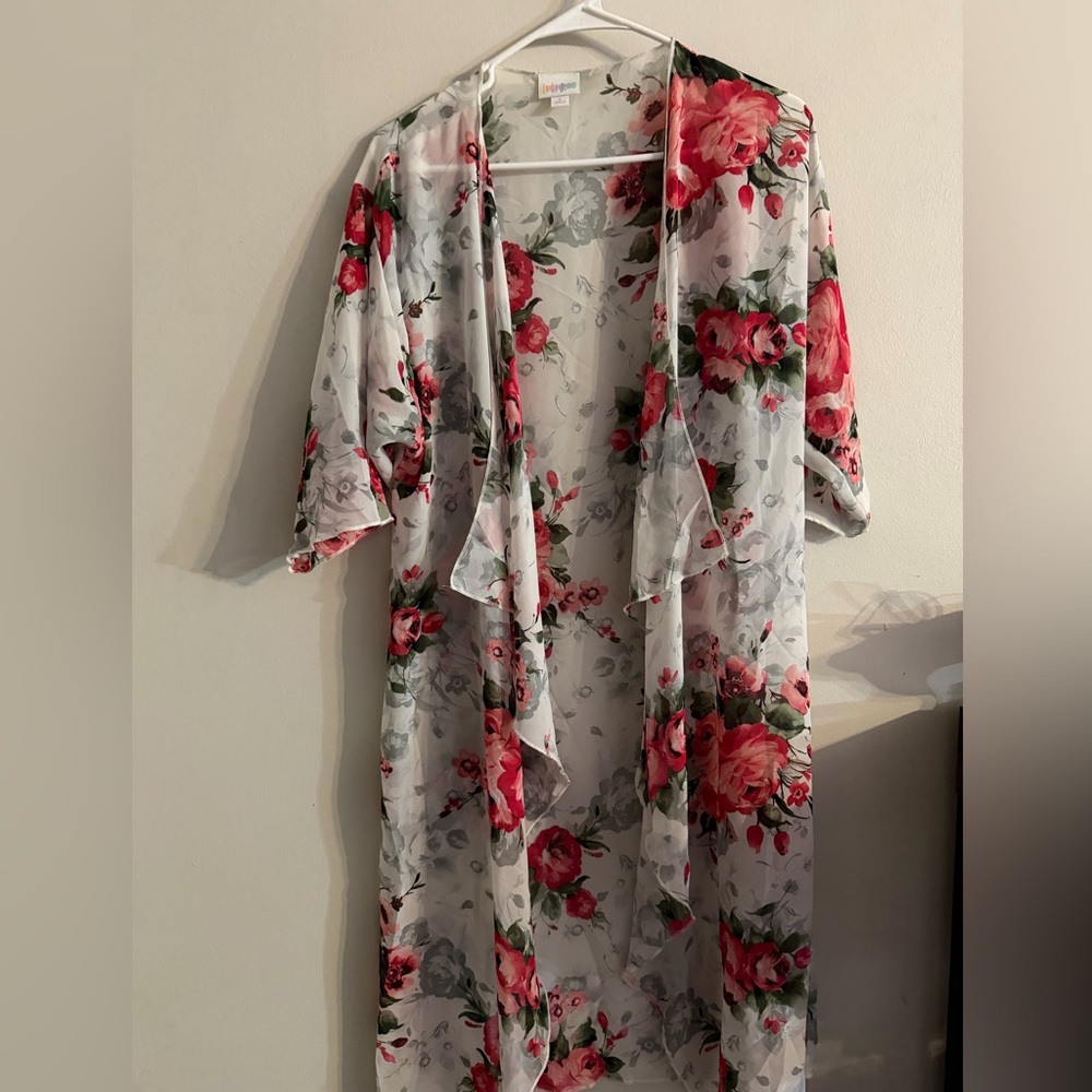 LuLaRoe Sheer Kimono with Gray Floral Pattern